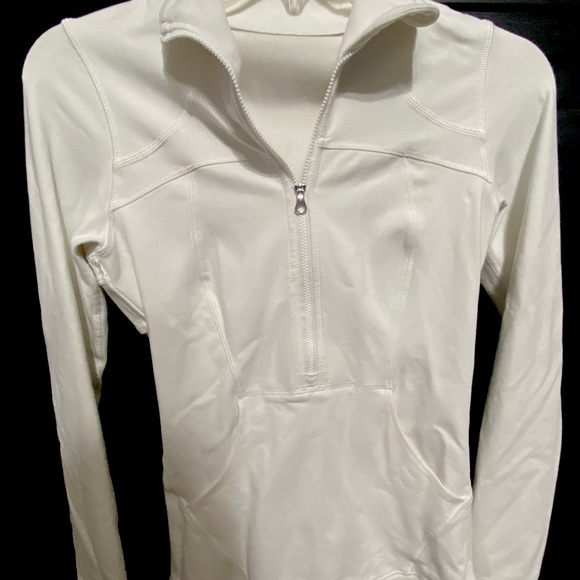 Lululemon half zip - Picture 2 of 5
